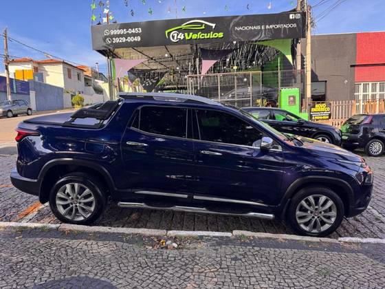FIAT TORO 2.0 16V TURBO DIESEL RANCH 4WD AT9 FIAT TORO 2.0 16V TURBO DIESEL RANCH 4WD AT9